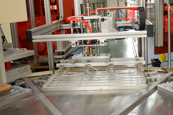 自動(dòng)取產(chǎn)品 自動(dòng)取產(chǎn)品