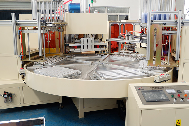 自動(dòng)放泡殼六工位轉(zhuǎn)盤(pán)高周波項(xiàng)目介紹